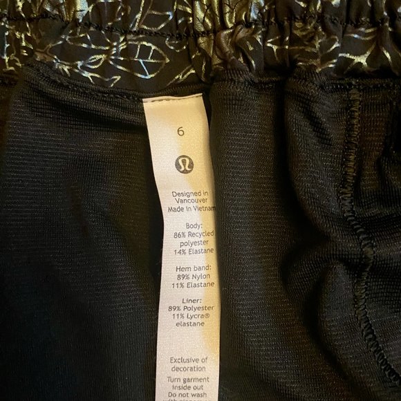 Lululemon Hotty Hot Low-Rise Lined Short 4" Logo Flourish Black Iridescent Foil - Picture 13 of 13